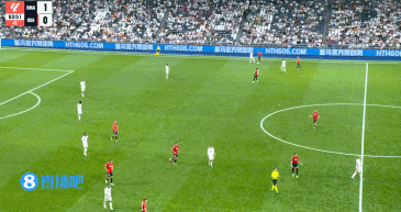 电竞比分网-贡萨洛被布雷斯通肘倒，裁判将后者直红罚下场