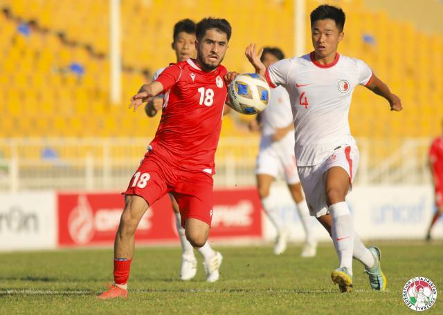 1687508965190085759.jpg 塔吉克国奥队与中国香港队进行两场热身赛.jpg